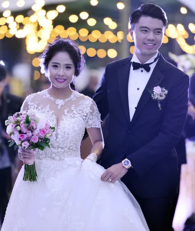 Ca nương Kiều Anh thắng đời 1-0, nhìn cách chồng cưng, chồng chiều mà muốn "xin vía" ngay và luôn!- Ảnh 3. Ca nương Kiều Anh thắng đời 1-0, nhìn cách chồng cưng, chồng chiều mà muốn "xin vía" ngay và luôn!- Ảnh 3.