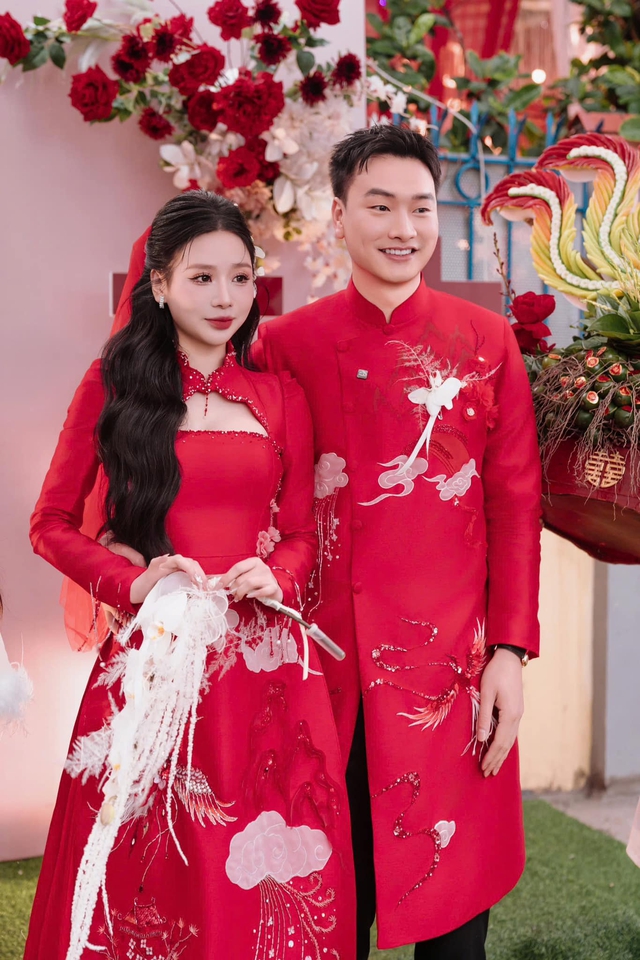 Nam diễn viên Vbiz tung ảnh nét căng bên vợ bầu streamer, cảm xúc lẫn lộn khi lên chức bố- Ảnh 5.
