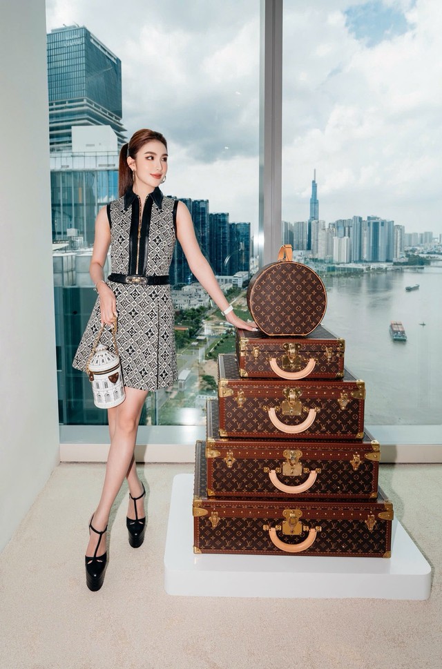 Mỹ nhân Vbiz đã bí mật sinh 2 con bất ngờ công khai chồng, danh tính đàng trai tưởng lạ hoá quen!- Ảnh 6. Mỹ nhân Vbiz đã bí mật sinh 2 con bất ngờ công khai chồng, danh tính đàng trai tưởng lạ hoá quen!- Ảnh 6.