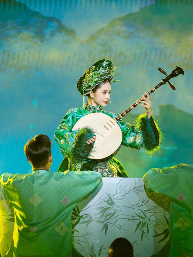 Ca nương Kiều Anh thắng đời 1-0, nhìn cách chồng cưng, chồng chiều mà muốn "xin vía" ngay và luôn!- Ảnh 13. Ca nương Kiều Anh thắng đời 1-0, nhìn cách chồng cưng, chồng chiều mà muốn "xin vía" ngay và luôn!- Ảnh 13.