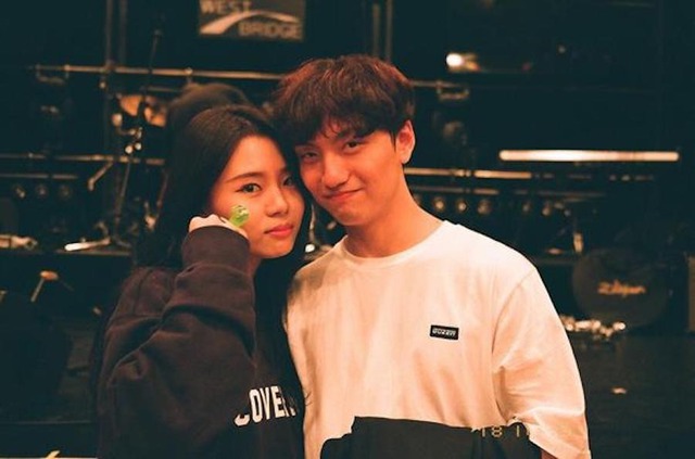 Căng: 1 nữ ca sĩ đâm đơn kiện "tiểu tam" ra tòa, chồng nhạc sĩ có hành động gây phẫn nộ- Ảnh 1. Căng: 1 nữ ca sĩ đâm đơn kiện "tiểu tam" ra tòa, chồng nhạc sĩ có hành động gây phẫn nộ- Ảnh 1.