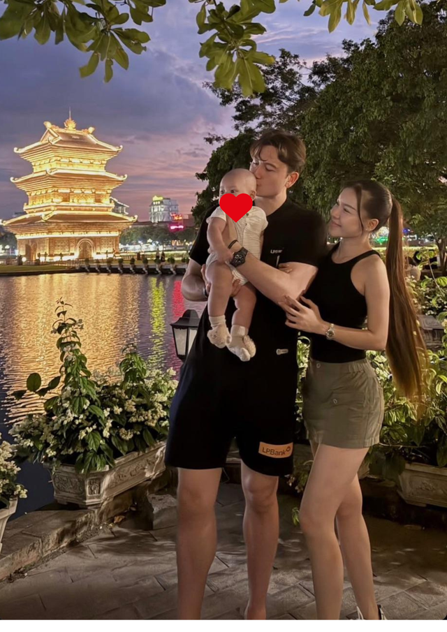 "Cam thường" bóc trần nhan sắc Yến Xuân khi cùng Văn Lâm hẹn hò, đánh bay bụng ngấn mỡ thần tốc sau sinh nhờ đâu?- Ảnh 1.