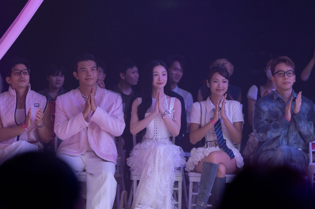 “Chị đẹp” Phạm Quỳnh Anh cuốn hút với visual baby ngọt ngào tại  “Gánh” fashion show- Ảnh 10.