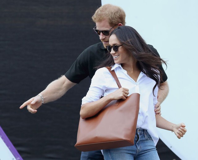 Tưởng cưới được tỷ phú, Meghan Markle sốc nặng khi phát hiện sự thật về Vương tử Harry- Ảnh 2.