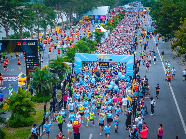 Garmin Run Vietnam 2025: Lần đầu tiên ra mắt hạng mục chạy đôi "Couple Run"- Ảnh 2. Garmin Run Vietnam 2025: Lần đầu tiên ra mắt hạng mục chạy đôi "Couple Run"- Ảnh 2.
