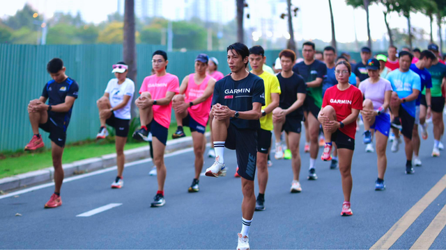 Garmin Run Vietnam 2025: Lần đầu tiên ra mắt hạng mục chạy đôi "Couple Run"- Ảnh 4. Garmin Run Vietnam 2025: Lần đầu tiên ra mắt hạng mục chạy đôi "Couple Run"- Ảnh 4.