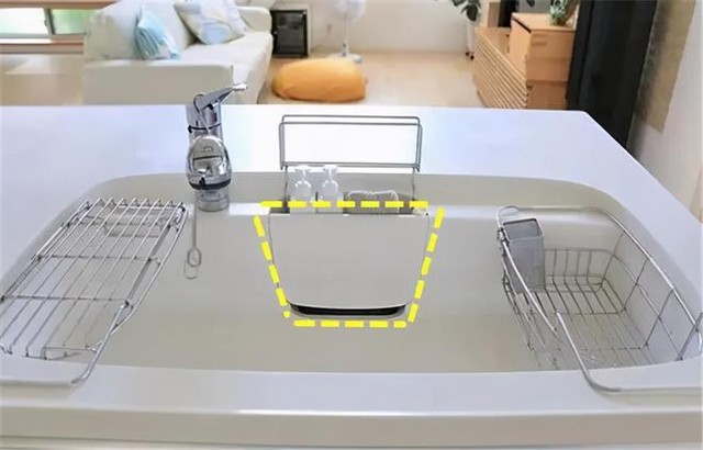 Người Nhật thiết kế bồn rửa bát thật đỉnh!- Ảnh 2. Người Nhật thiết kế bồn rửa bát thật đỉnh!- Ảnh 2.