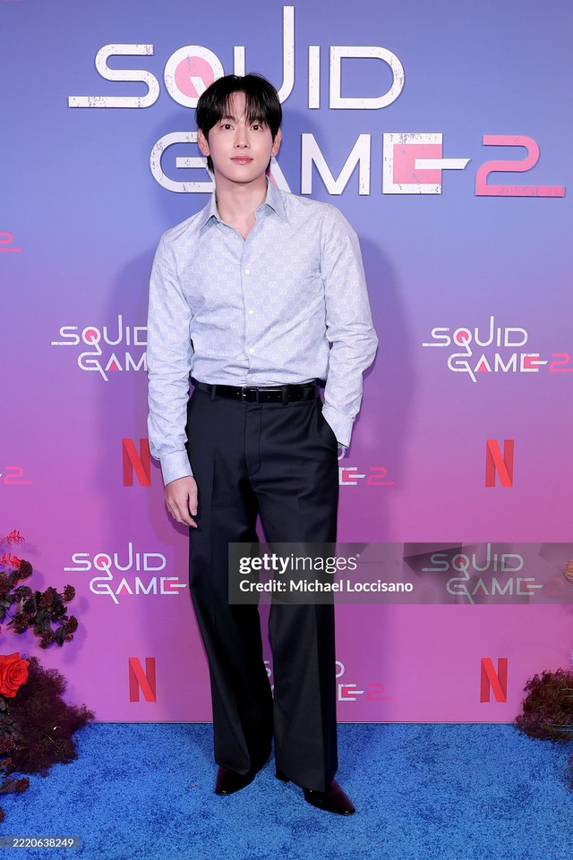 Dàn Squid Game đẹp đỉnh tại New York: Si Wan không thể chê, Lee Jung Jae - Lee Byung Hun chấp cả "hung thần"- Ảnh 5.
