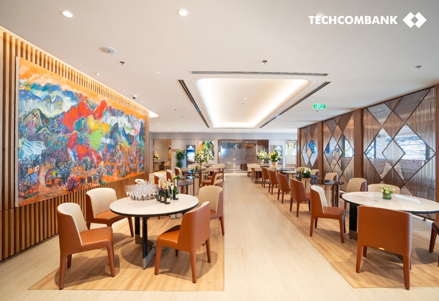Đặc quyền phòng chờ sân bay của Vietcombank, Techcombank và VPBank: Ai mới thực sự chiều khách VIP?- Ảnh 4. Đặc quyền phòng chờ sân bay của Vietcombank, Techcombank và VPBank: Ai mới thực sự chiều khách VIP?- Ảnh 4.