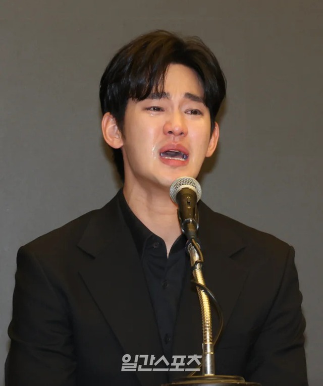 Kim Soo Hyun bị hàng loạt nhãn hàng khởi kiện, tịch thu nhà cửa, khả năng cao biến mất khỏi showbiz!- Ảnh 1.