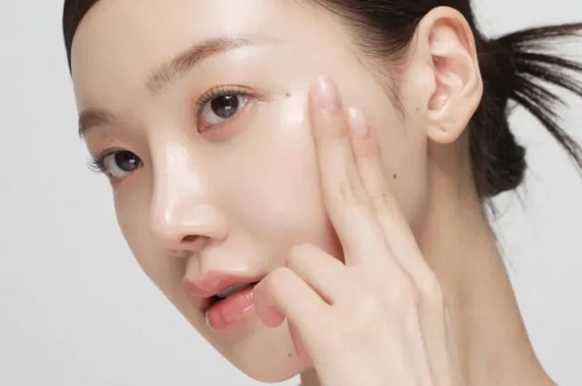 Người Hàn “nghiện” chăm da bằng tinh trùng cá hồi, lão hoá ngược thành công! - Ảnh 2. Người Hàn “nghiện” chăm da bằng tinh trùng cá hồi, lão hoá ngược thành công! - Ảnh 2.