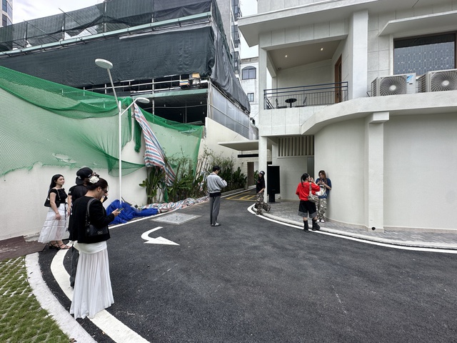 Xe thì ít mà người xếp hàng dài: Mô hình drive thru của Highlands vì sao lại "lạ" thế này?- Ảnh 3.