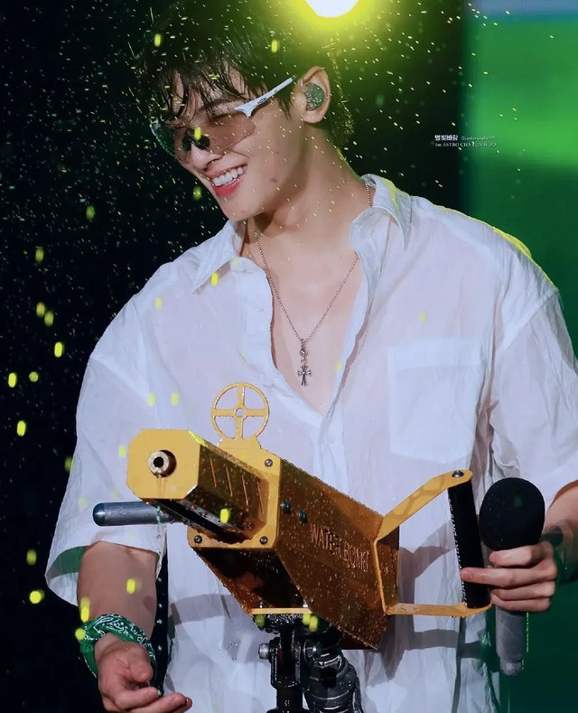 G-Dragon tạo “cú nổ lớn”, WATERBOMB rục rịch tái xuất: Thị trường concert Việt bước vào kỷ nguyên mới!- Ảnh 8. G-Dragon tạo “cú nổ lớn”, WATERBOMB rục rịch tái xuất: Thị trường concert Việt bước vào kỷ nguyên mới!- Ảnh 8.