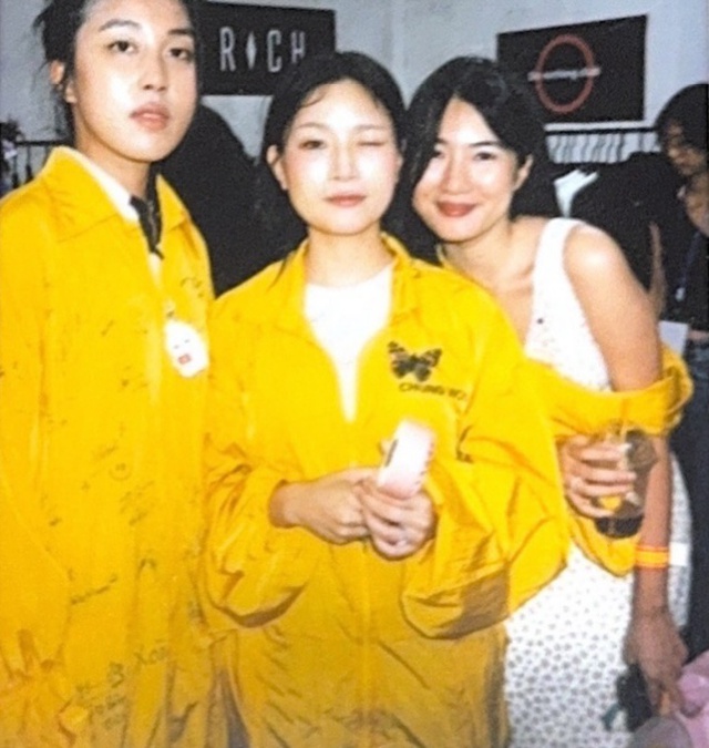 Phát hiện Hà Thi unfollow Thạch Trang, hội gái xinh nổi tiếng bị đồn "có biến": Chuyện gì đang xảy ra?- Ảnh 3.
