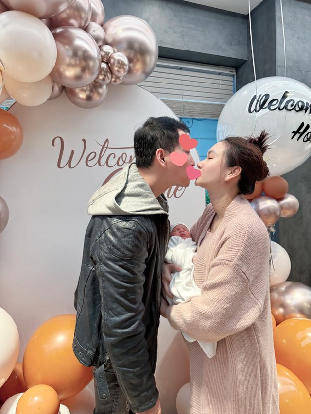 Hương Giang bị mỉa mai có con nhưng vẫn che đậy chồng, đáp trả vỏn vẹn 4 chữ khiến netizen "tắt điện"- Ảnh 4.