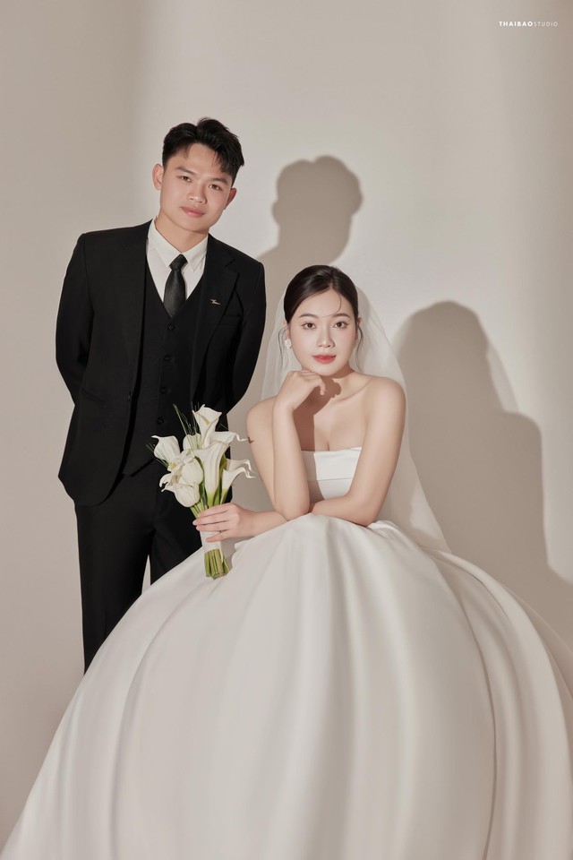 Vợ mới cưới của Hồ Văn Cường lộ vòng 2 lùm lùm nghi vấn mang bầu khác hẳn lúc diện bikini nóng bỏng- Ảnh 6.