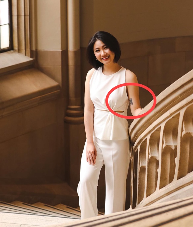 Tân Hoa hậu Hoàn vũ Việt Nam bị ném đá dữ dội vì có hình xăm lớn- Ảnh 1.
