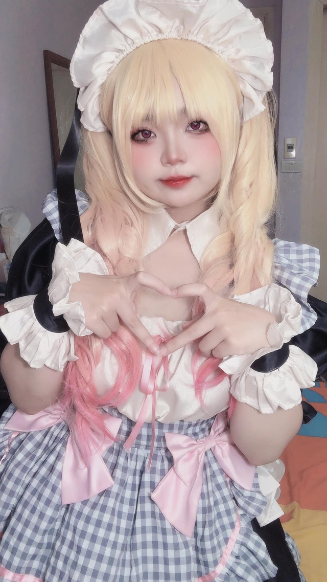 Nữ cosplayer "lột xác", mặt mộc còn gây ngỡ ngàng hơn nữa- Ảnh 4. Nữ cosplayer "lột xác", mặt mộc còn gây ngỡ ngàng hơn nữa- Ảnh 4.