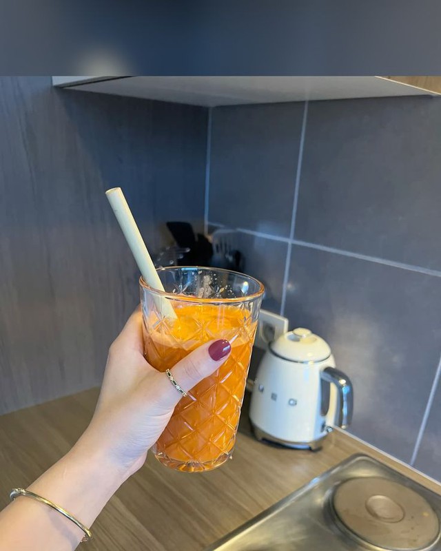 Không cần collagen tiền triệu: Ly nước ép 7.000 đồng này giúp da căng bóng rõ rệt- Ảnh 2. Không cần collagen tiền triệu: Ly nước ép 7.000 đồng này giúp da căng bóng rõ rệt- Ảnh 2.