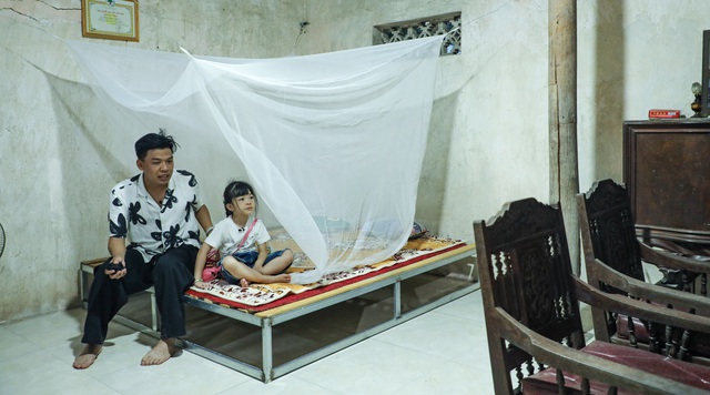 Duy Hưng và Trung Ruồi tranh cãi về quan điểm dạy con: Mềm mỏng, nhẹ nhàng hay nghiêm khắc, sẵn sàng "roi vọt"?- Ảnh 3.