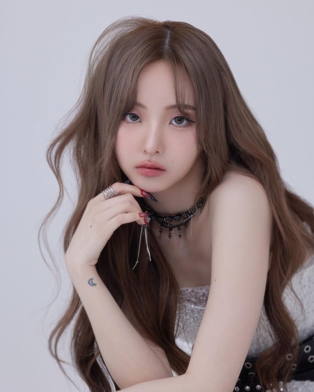 210 triệu lượt hóng nữ ca sĩ tỏ thái trịch thượng với fan, nói 1 câu bị netizen dìm tan nát- Ảnh 5.