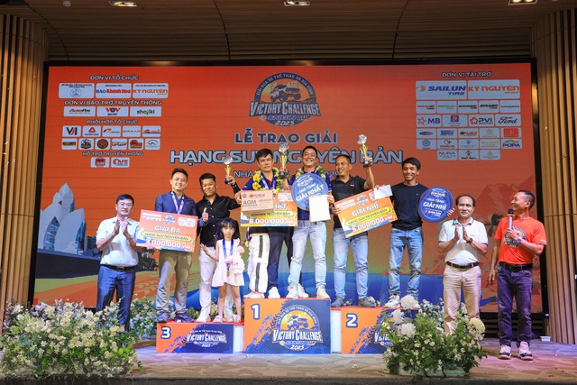 Giải đua xe ô tô địa hình Victory Challenge Sailun Cup 2025 tìm ra nhà vô địch- Ảnh 3.