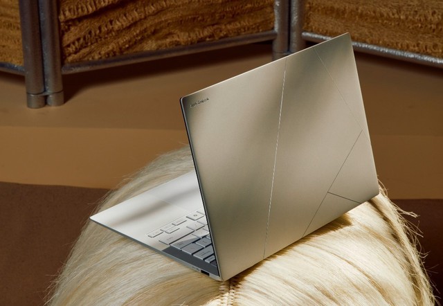 Khi công nghệ chạm cảm xúc: Cách ASUS đưa triết lý thiết kế vào Zenbook 14- Ảnh 2.
