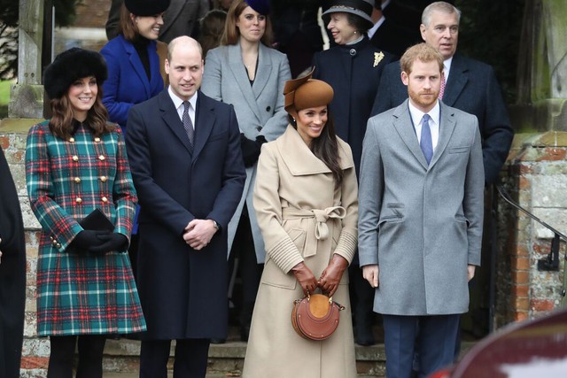Meghan Markle bị cho là "không còn liên quan": Hoàng gia Anh phớt lờ sau lời ẩn ý chỉ trích- Ảnh 2. Meghan Markle bị cho là "không còn liên quan": Hoàng gia Anh phớt lờ sau lời ẩn ý chỉ trích- Ảnh 2.