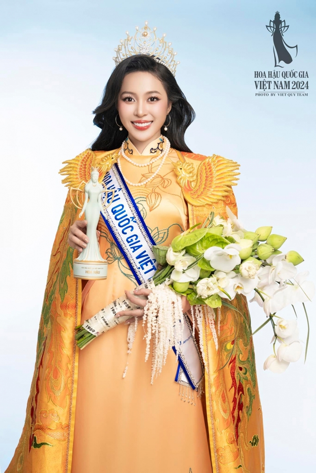 Thêm Hoa hậu 2k3 nhà Sen Vàng công khai “dao kéo” trước thềm thi Quốc tế- Ảnh 2.