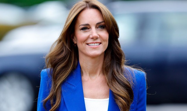Vương phi Kate âm thầm xuất hiện trở lại sau khi vắng mặt tại Royal Ascot, tiếp đón Melinda French Gates tại Lâu đài Windsor- Ảnh 1.