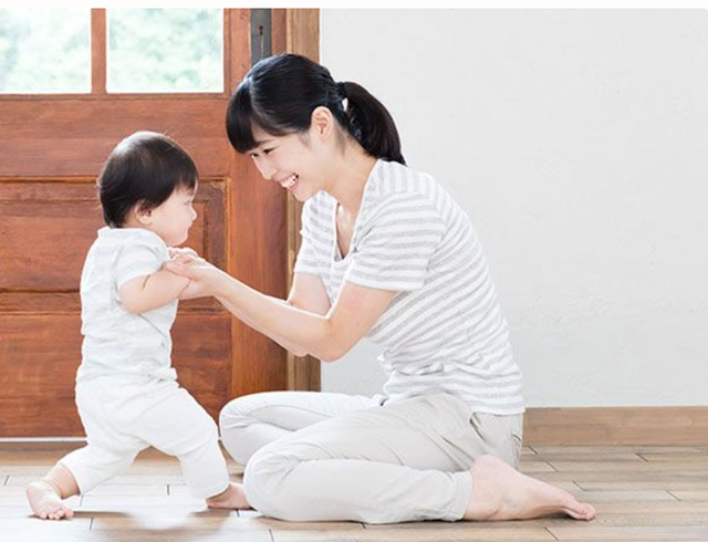 5 dấu hiệu trẻ thông minh sớm: Cha mẹ cần biết để nuôi con đúng cách- Ảnh 2.