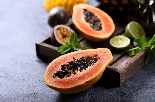 Không phải ngẫu nhiên người giàu luôn đặt 7 quả này lên bàn thờ: Thu hút vận may, giữ chặt tài lộc- Ảnh 1.