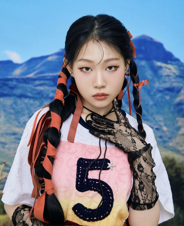 “Cô bé xấu xí” từng bị bạo lực mạng nay debut xinh như hot girl, bán không nổi 100 album- Ảnh 1.