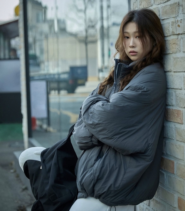 “Cô bé xấu xí” từng bị bạo lực mạng nay debut xinh như hot girl, bán không nổi 100 album- Ảnh 8.