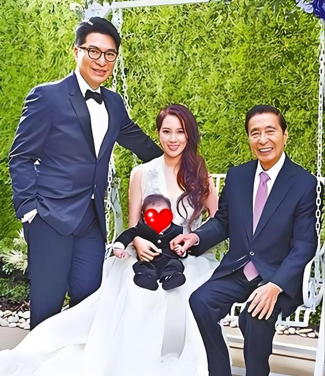 “Cô dâu nghìn tỷ showbiz” sững sờ với tuyên bố của "bé Ba" sau khi bố chồng tỷ phú qua đời!- Ảnh 3.