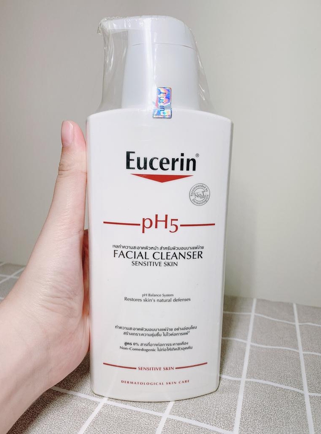 5 brand dược mỹ phẩm được chị em thủ thỉ là "đỉnh của chóp"- Ảnh 3. 5 brand dược mỹ phẩm được chị em thủ thỉ là "đỉnh của chóp"- Ảnh 3.