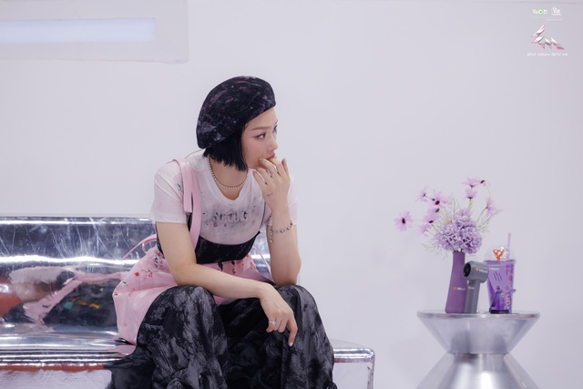 Miu Lê bị gọi là đội trưởng kém tài nhất, chỉ biết làm “hài nhạt”- Ảnh 3.