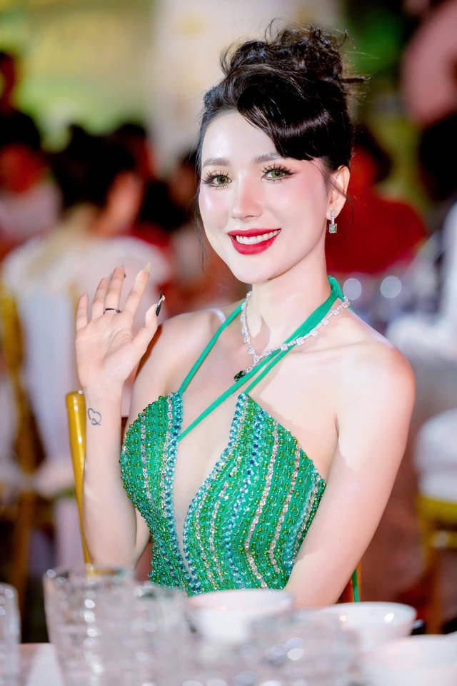 Ngân Collagen tái xuất sau thời gian bị Bộ Y Tế chỉ đạo kiểm tra sản phẩm, netizen ùa vào đặt câu hỏi- Ảnh 3.