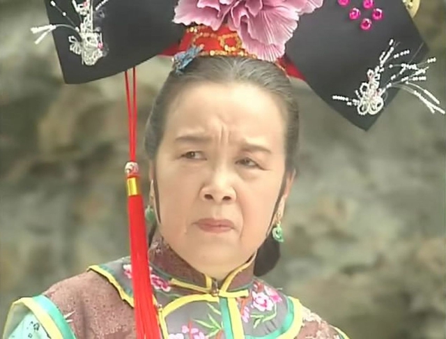 “Dung ma ma” bị công chúng căm ghét, ném trứng thối giờ ra sao?- Ảnh 3. “Dung ma ma” bị công chúng căm ghét, ném trứng thối giờ ra sao?- Ảnh 3.