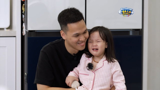 Vợ Lê Dương Bảo Lâm bị "bóc" bỏ bê chồng con, gia đình Chim Sẻ Đi Nắng gây bất ngờ- Ảnh 14.