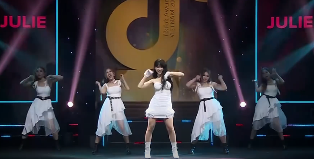 Từng nhảy mashup cùng Lê Bống, nữ TikToker khiến khán giả ngỡ ngàng với cuộc sống hiện tại- Ảnh 2.