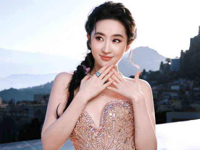 Lưu Diệc Phi bị "cấm cửa" ở Cbiz vì đắc tội với "ông lớn", lần này không ai bênh nổi?- Ảnh 3. Lưu Diệc Phi bị "cấm cửa" ở Cbiz vì đắc tội với "ông lớn", lần này không ai bênh nổi?- Ảnh 3.