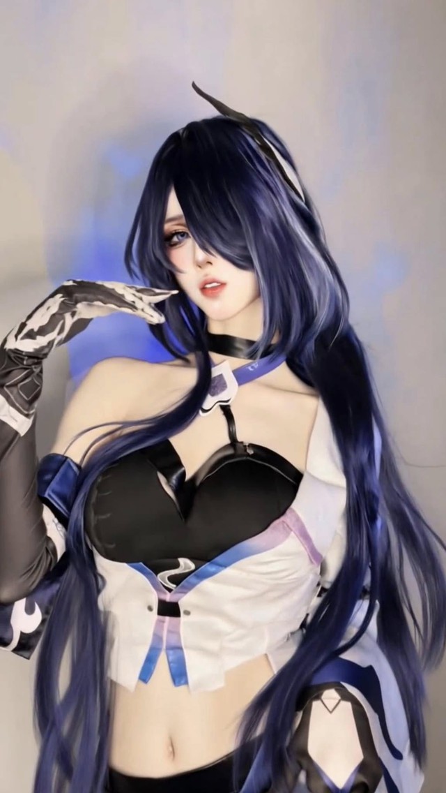 Gây ấn tượng vì xinh như mộng, hút hồn fan nam, nữ cosplayer than vãn chuyện bị fan nam "thả thính"- Ảnh 3.