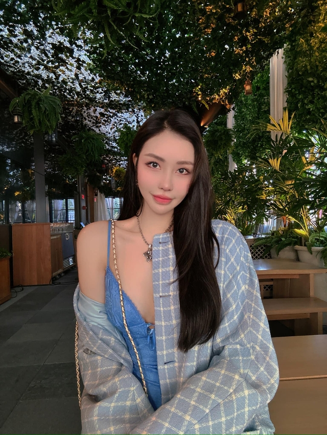 Chi tiết lạ liên quan tới Hoa hậu Lam Cúc trên MXH- Ảnh 8.