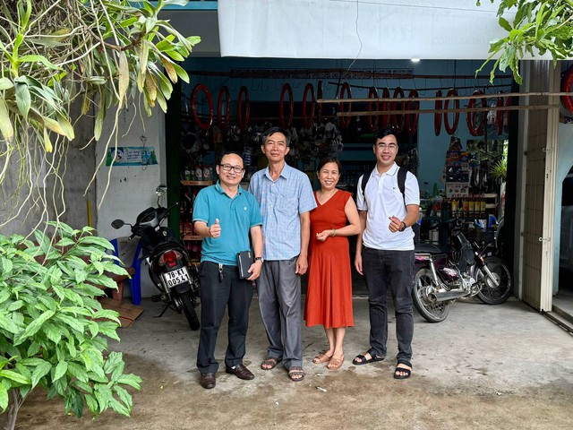 Không gian sống ở Phú Yên của Hoa hậu Hà Trúc Linh: Căn nhà bình dị nhưng kín giấy khen- Ảnh 4.
