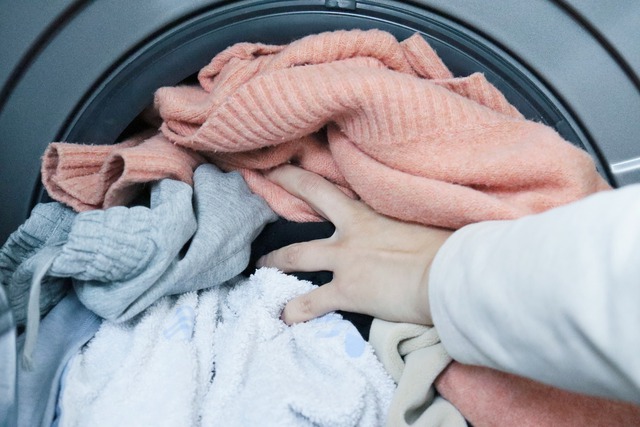 Kí tự "KG" trên máy giặt: Tôi tưởng là cân nặng quần áo, hóa ra 10 năm nay hiểu sai bét sự thật- Ảnh 1.