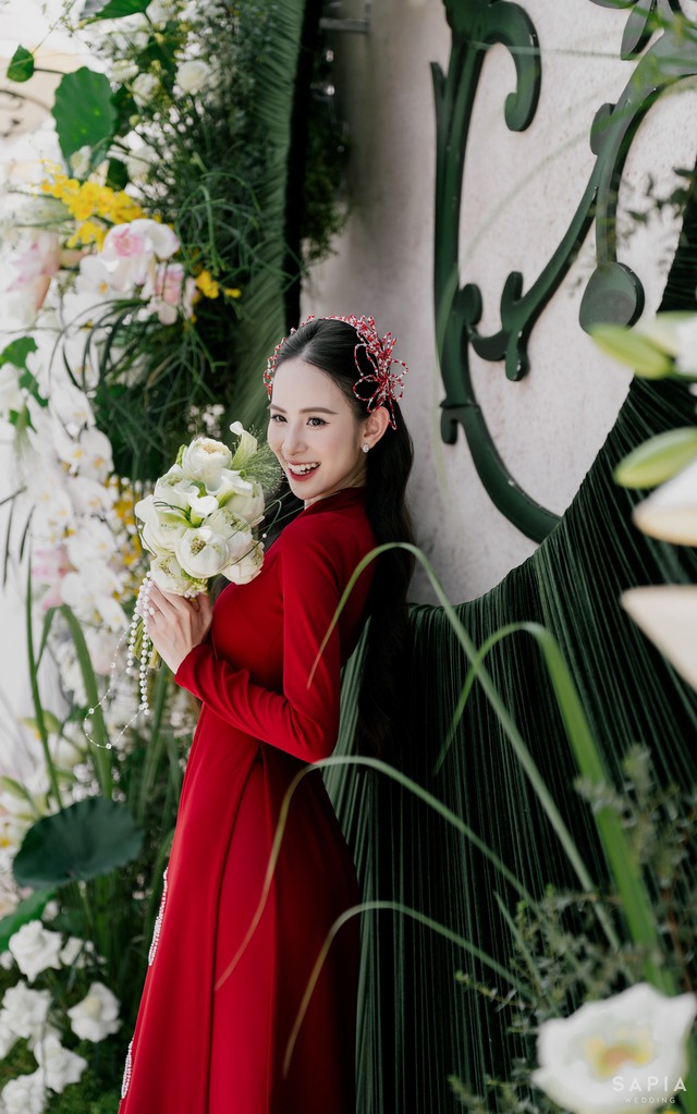 Trọn vẹn đám hỏi của Hương Liên và thiếu gia điển trai: Từng chi tiết đều hướng về cô dâu- Ảnh 15.