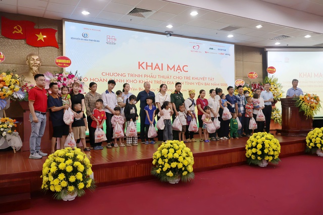 Nhiều ưu đãi mua sắm nhân dịp khai trương 2 siêu thị mô hình mới tại miền Bắc và Tây Nam Bộ- Ảnh 4.