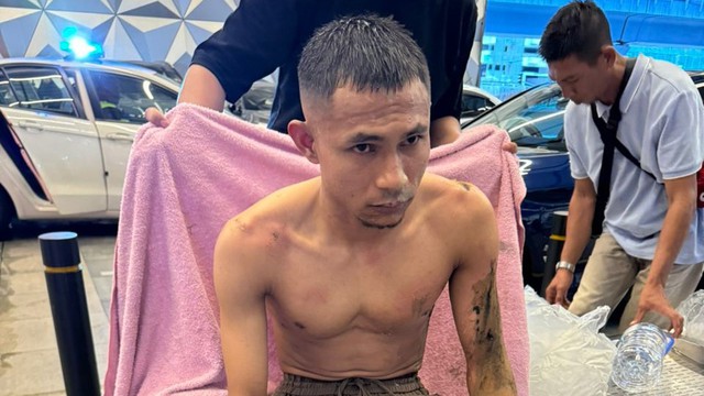 Tâm sự đau lòng của cầu thủ được ví như Ronaldo bị tạt axit gây rúng động: “Tôi không thể cười bình thường được nữa”- Ảnh 3.