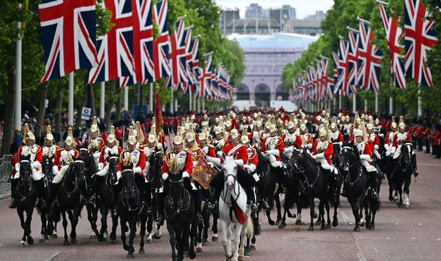 Lễ diễu binh Trooping the Colour: Sinh nhật không đúng ngày của Vua Charles và nghi thức hoàng gia khiến cả nước Anh nín thở- Ảnh 5.